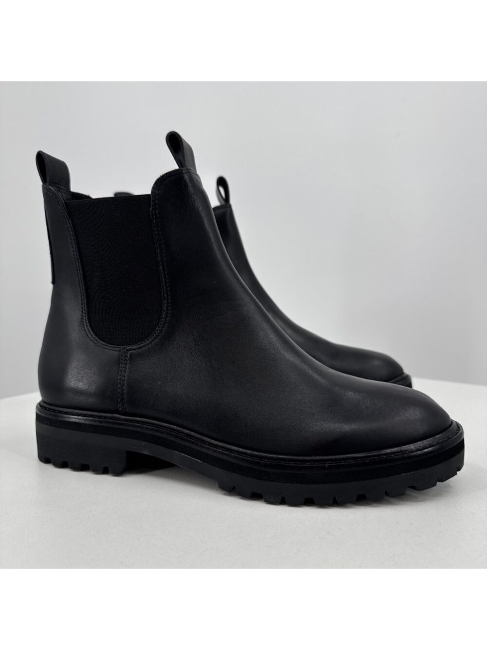 Everlane The Lug Chelsea Boot in Black sz 11 Women's Leather Ankle Chunky Sole